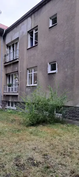 Rekonstrukce fasády Huťská Kladno
