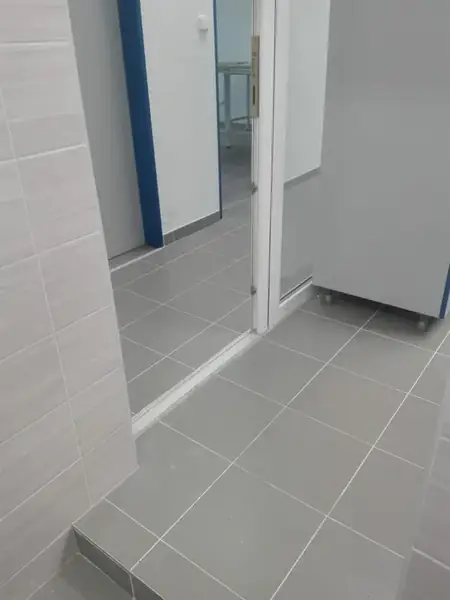 Rekonstrukce laboratoří Kladno — fotografie 13