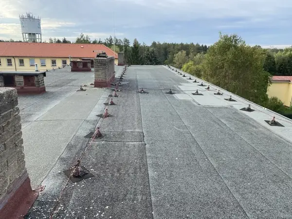 Rekonstrukce střešního pláště PUR systém Moskevská, Kladno — fotografie 5