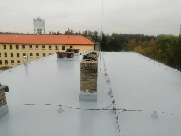 Rekonstrukce střešního pláště PUR systém Moskevská, Kladno — fotografie 25