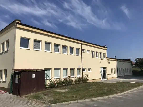 Zateplení administrativní budovy Kladno — fotografie 18