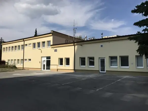 Zateplení administrativní budovy Kladno — fotografie 19