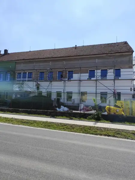 Zateplení budovy a kompletní rekonstrukce střechy ČZÚ Červený Újezd — fotografie 12