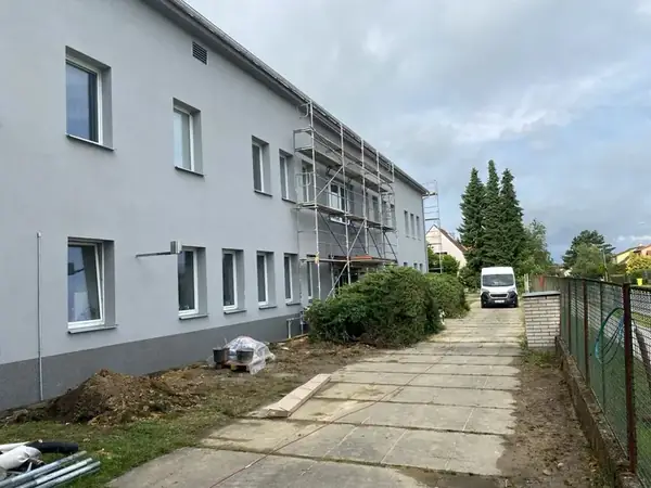 Zateplení budovy a kompletní rekonstrukce střechy ČZÚ Červený Újezd — fotografie 38