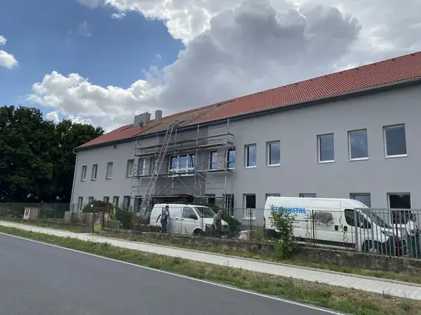 Zateplení budovy a kompletní rekonstrukce střechy ČZÚ Červený Újezd — fotografie 39