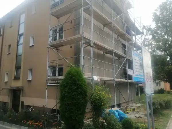 ZATEPLENÍ BYTOVÉHO DOMU KLADNO