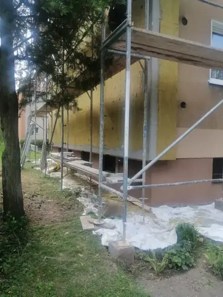 ZATEPLENÍ BYTOVÉHO DOMU KLADNO — fotografie 5