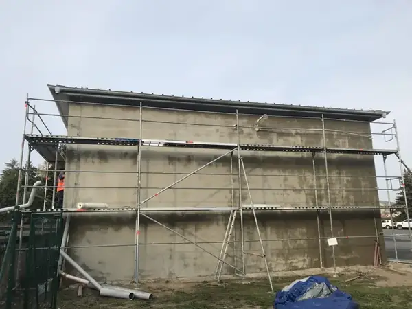 Realizace fasády provozní budovy Kladno