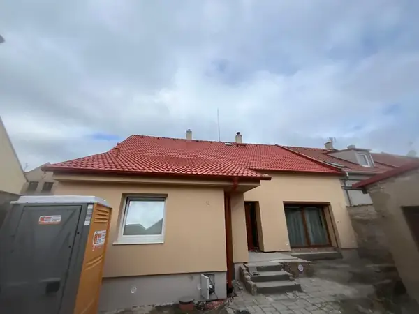 Zateplení RD včetně nové střechy Trojanova, Kladno — fotografie 11