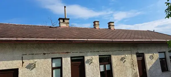 Zateplení rodinného domu včetně kompletní rekonstrukce střechy, Libušín