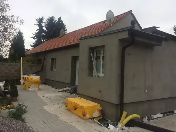 Zateplení rodinného domu Vinařice — fotografie 2